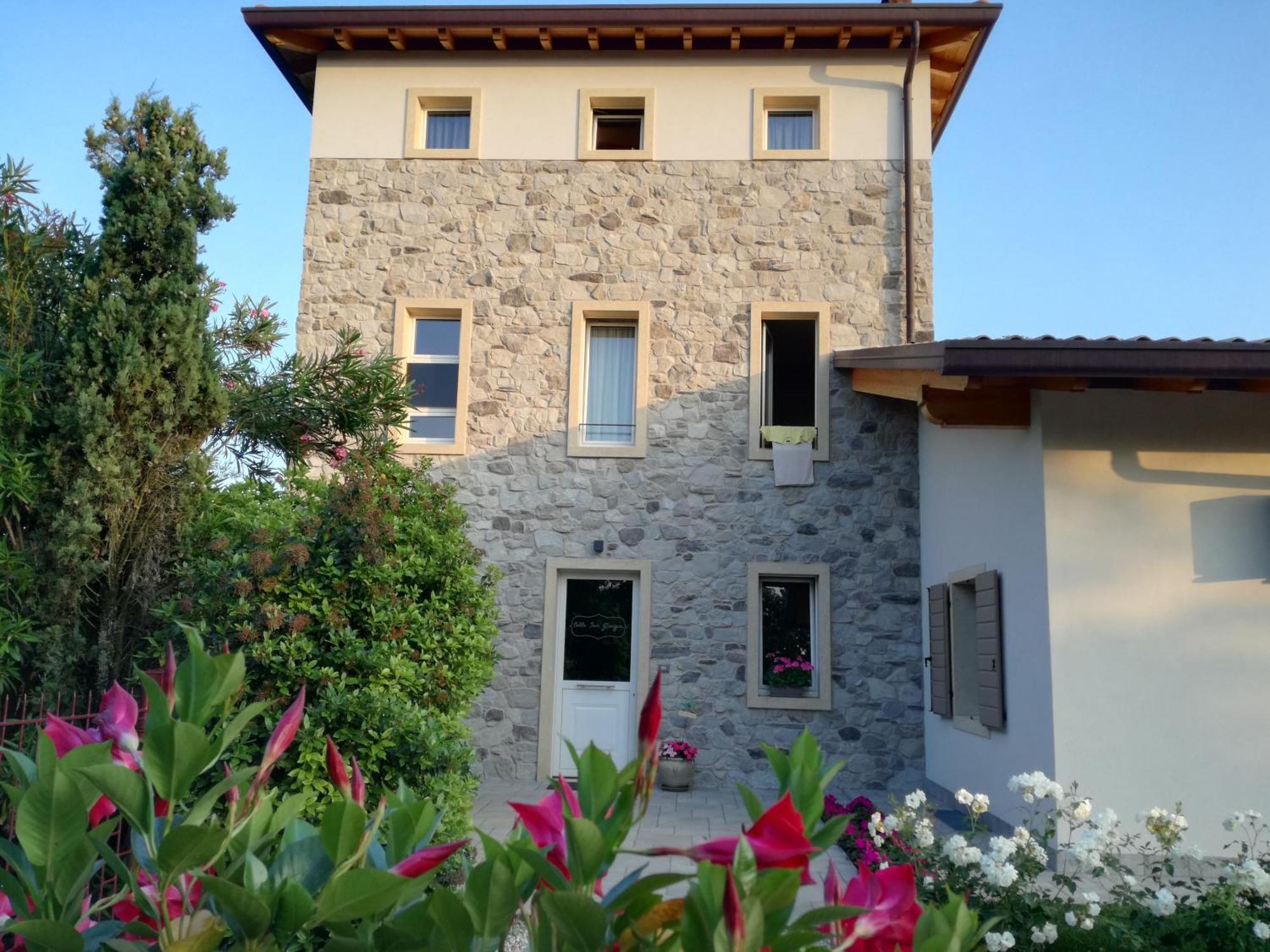 Relais Colle San Giorgio Acomodação com café da manhã Bardolino Exterior foto