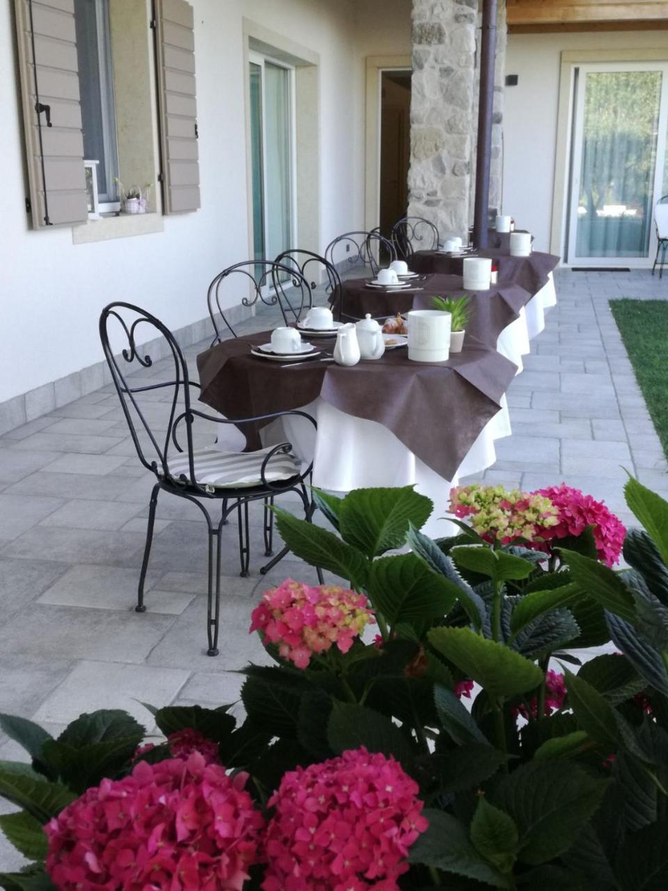 Relais Colle San Giorgio Acomodação com café da manhã Bardolino Exterior foto
